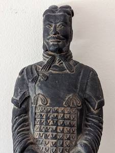 lot 89 image: Chinese Terracotta Solider