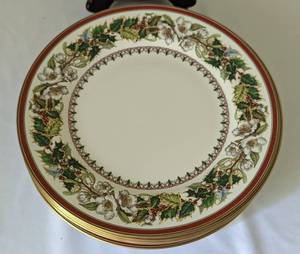 lot 137 image: Seven Spode Christmas Rose Dinner Plates