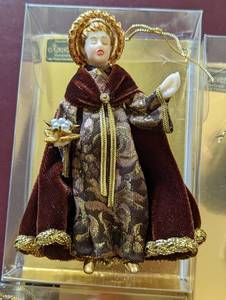 lot 145 image: Four Vintage Koestel Wax Ornaments including Sleeping Beauty, Farmer Boy, Shepherd and King 2