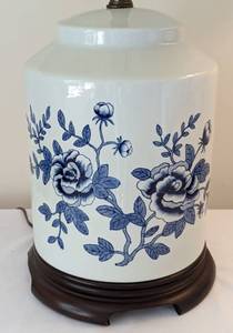 lot 172 image: Pair of Blue and White Floral Ceramic Table Lamps