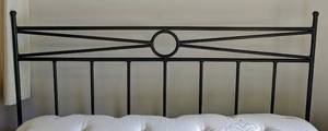 lot 182 image: Metal Queen Size Bed Frame