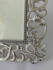lot 452 image: Pretty Swarovski Crystal Embellished Frame