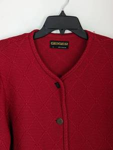 lot 462 image: Womens Geiger Wool Sweater