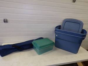3 Totes and Folding Chair