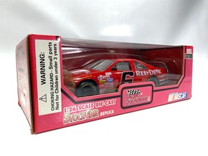 Nascar 1995 Edition Racing Team No. 6 Die Cast Stock Car Replica