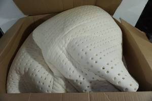 lot 65 image: Memory Foam Mattress Topper - Queen