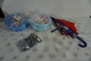 lot 88 image: Party Paper Plates, Balloons, Mickey Mouse Umbrella