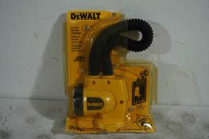 lot 96 image: NEW DeWalt 9.6V Flexible Flashlight