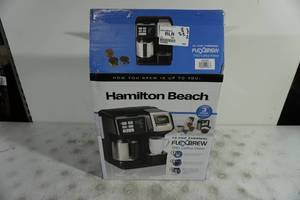lot 31 image: Hamilton Beach FlexBrew 10 Cup Coffee Maker
