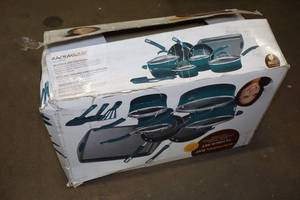 lot 144 image: Rachael Ray Kitchen In a Box Cookware Set