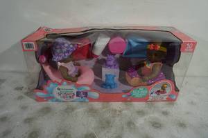 lot 49 image: Members Mark Splashing Sisters Mermaid and Donut Toy Set