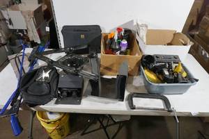 lot 152 image: Assorted Automotive and Tools