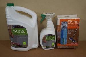 lot 6 image: Bona Hard-Surface Floor Cleaner with Refill and Microfiber Pads