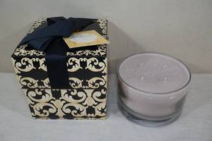 lot 20 image: 40 Oz Tyler Candle Company 4 Wick Candle