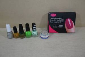 lot 21 image: 4 China Glaze Nail Polish, 1 Gel, 6 Pc Gel Polish Set