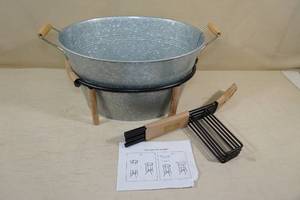 lot 39 image: Oasis Party Tub