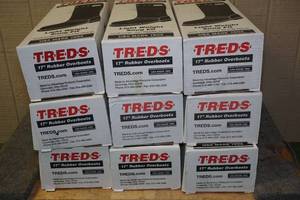 lot 42 image: 9 TREDS 17 Rubber Overboots - Assorted Sizes
