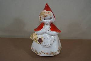 lot 135 image: Vintage Hull Little Red Ridinghood Cookie Jar