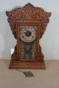 lot 143 image: Antique Look Gilbert Wood Carved Mantel Clock