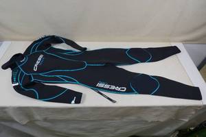 lot 163 image: Cressi Maya 2.5mm Anatomic Shape Wet Suit - Lady S2
