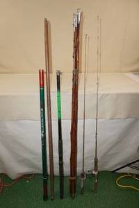 lot 190 image: Assorted Vintage Fishing Rods