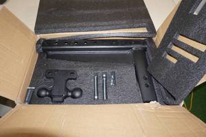 lot 202 image: Bulletproof Hitches Heavy Duty 16 Drop Receiver Hitch