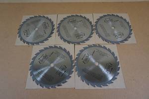lot 210 image: NEW FlusSa Circular Saw Blades