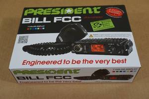 lot 220 image: President Randy FCC Ultra Compact CB Radio