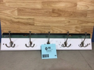 Liberty 27 in. White and Satin Nickel Tri-Hook Rack Customer Returns See Pictures