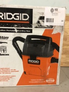 3 Gal. 3.5-Peak HP Portable WetDry Shop Vacuum with Built-in Dust Pan, Filter, Expandable Hose and Car Nozzle by RIDGID&nbspCustomer Returns See Pictures See Terms on Auction