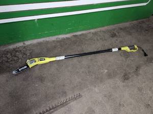 Ryobi RY43161 Electric Pole Saw