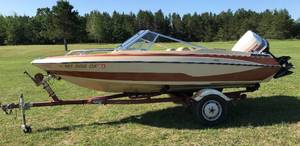 lot 1 image: 1981 Glastron 17 SSV-176 Boat wTrailer