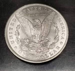 1900-O MORGAN SILVER DOLLAR UNC TONED