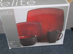 lot 97 image: Gibson Soho Lounge Square 16-Pc. St...