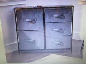 lot 105 image: Brookside Sierra 5-Drawer Fabric St...