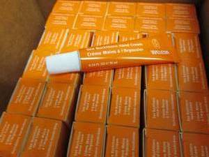 lot 148 image: Case of 320 -.34 oz Tubes Weleda Se...