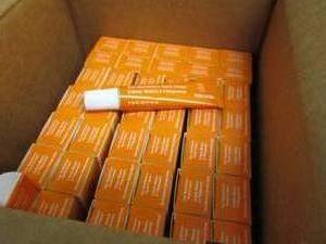 lot 152 image: Case of 320 -.34 oz Tubes Weleda Se...