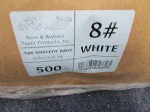 lot 158 image: Case of 500 Ross & Wallace 8# White...