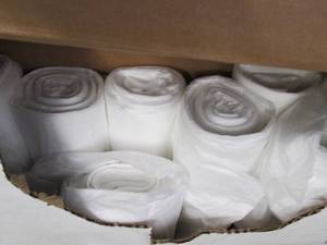 lot 183 image: Coreless Rolls 40-45 Gallon 14 mic ...