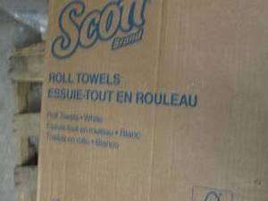 lot 209 image: Box of 11 Rolls Scott Jumbo Roll To...