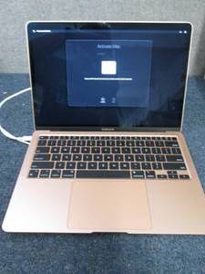 lot 240 image: Apple MacBook Air 13.3 Retina Full...