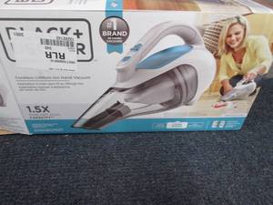 lot 248 image: BLACKDECKER DustBuster 10.8V Cordl...