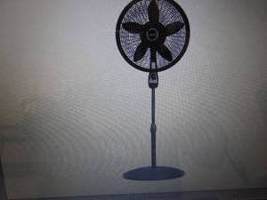 lot 260 image: Lasko Cyclone 18 Oscillating Pedes...