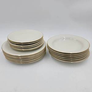 Rare Elegant Mid-Century-Modern Bavaria Gold Trimmed 18 Piece China Dining Set