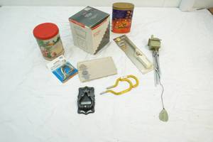 lot 79 image: kitchen scale