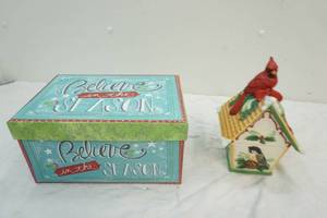 lot 101 image: cardinal ceramic container