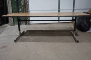 lot 167 image: table