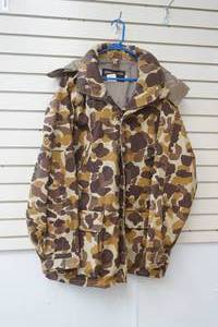 lot 176 image: coat