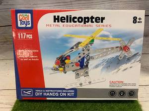 lot 17 image: BRAND NEW 117 PIECE HELICOPTER METAL ERECTOR TOY SET