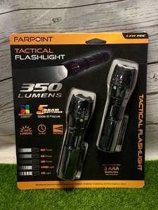 lot 90 image: BRAND NEW TWO PIECE TACTICAL FLASHLIGHT SET WITH BATTERIES